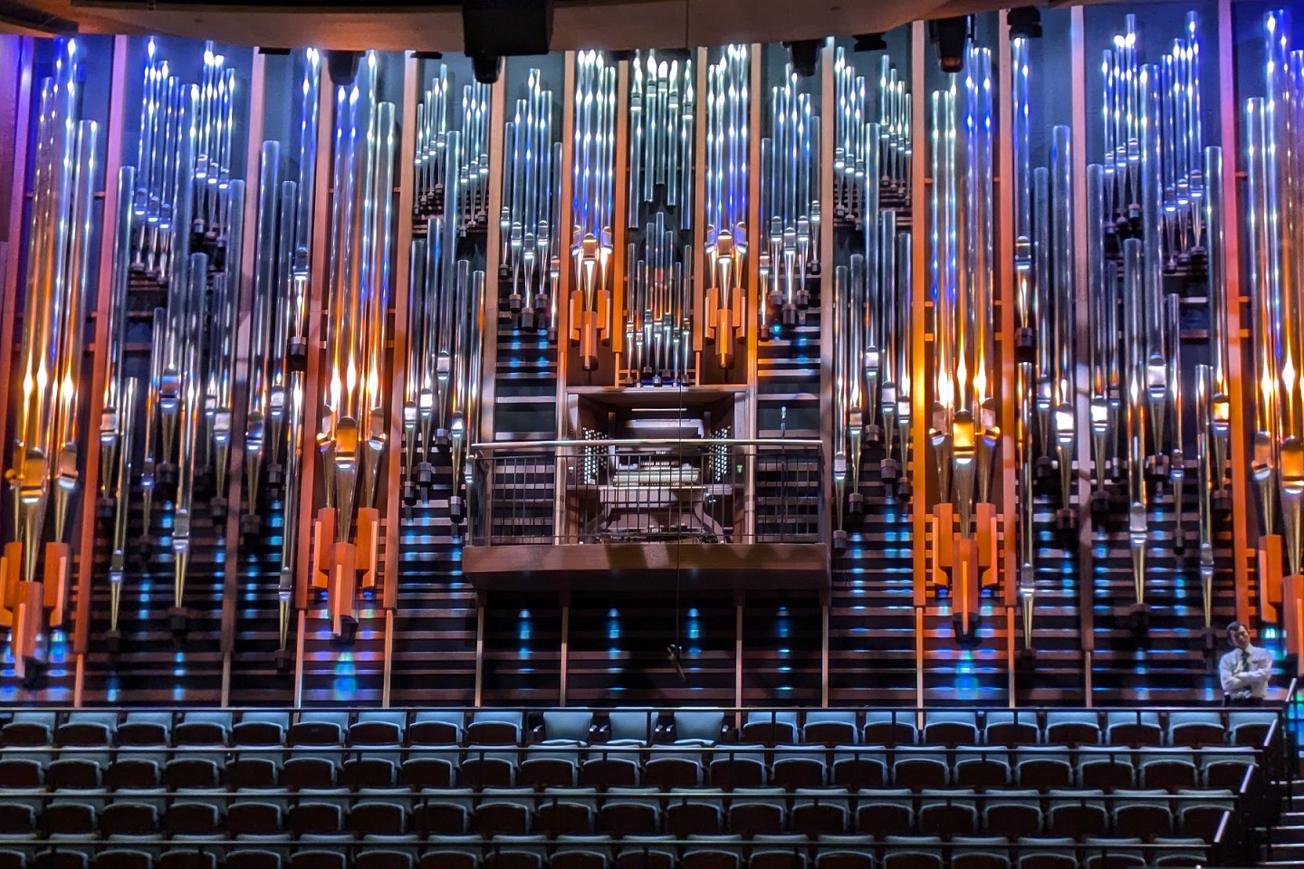 Pipe organ